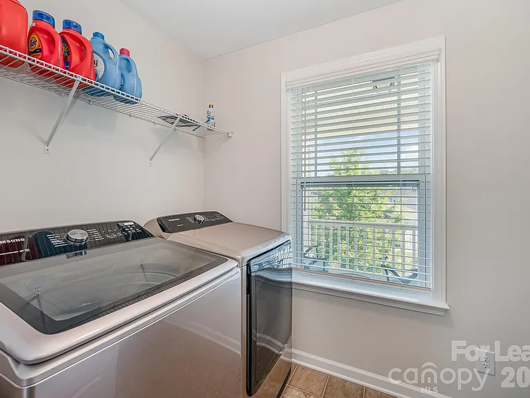 15010 Cordelia Dr — Photo 11