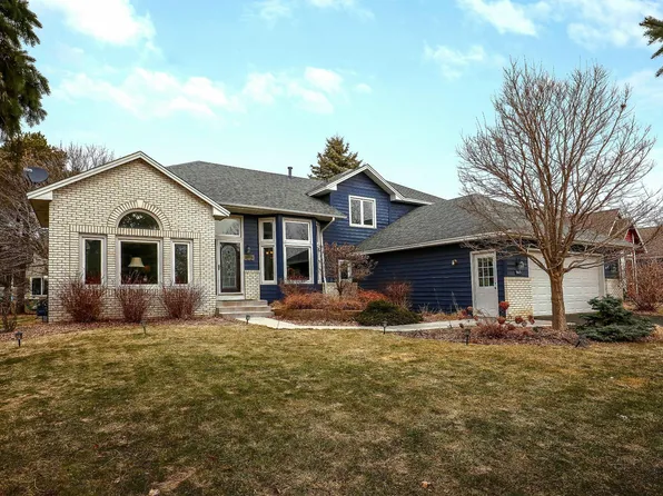 9113 Barrington Ter N, Brooklyn Park, MN 55443