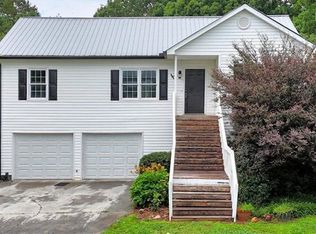 33 Moriah Way, Rydal, GA 30171