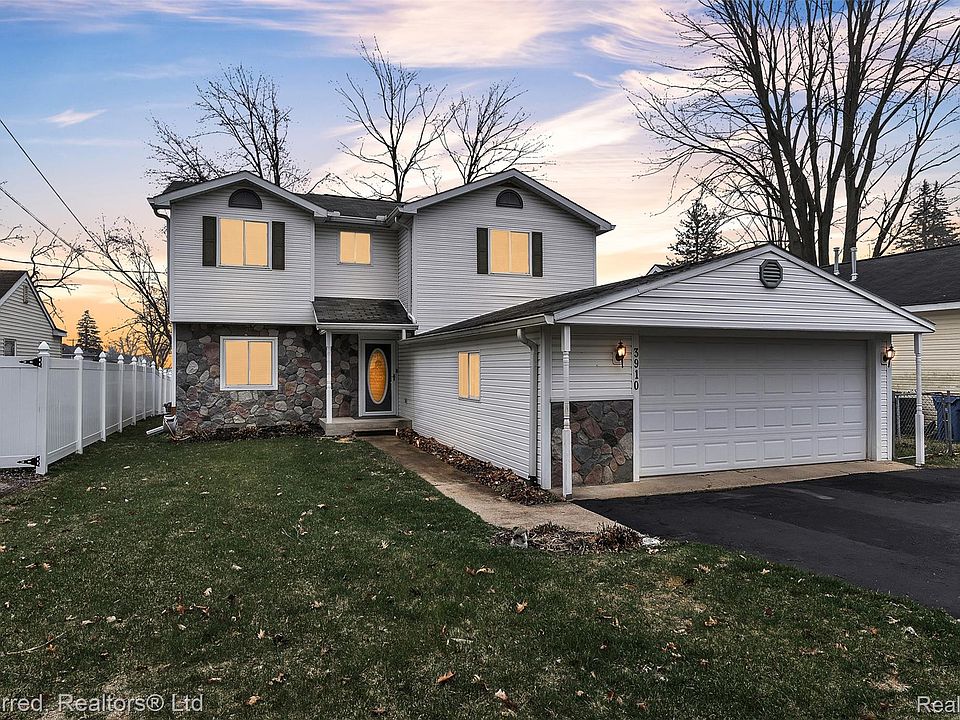 1st image of 3910 Maiden Dr