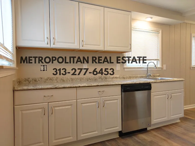 32971 Kathryn St — Photo 5