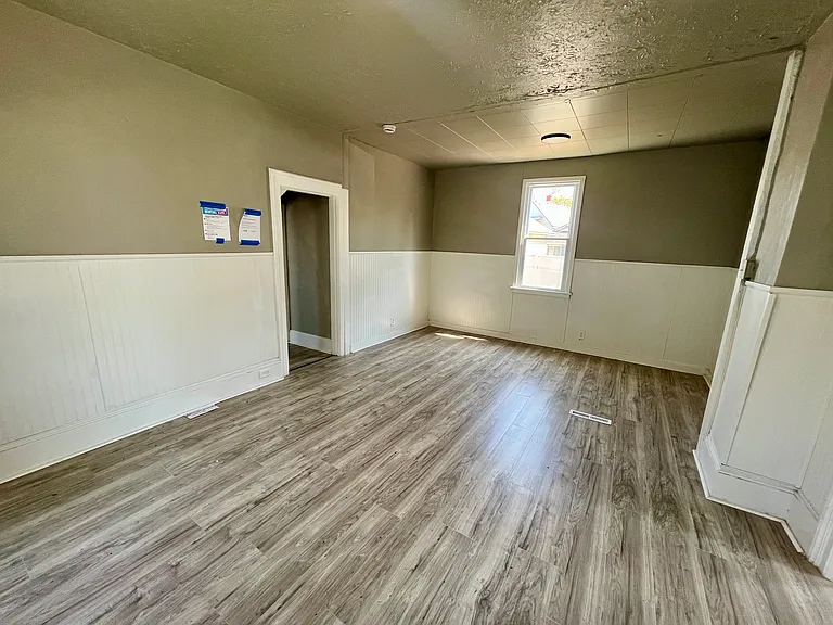 4212 Apple Ave #2 — Photo 2