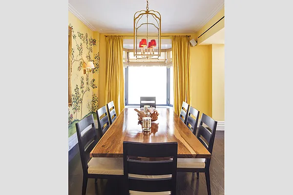 Sold by Stribling | media 3