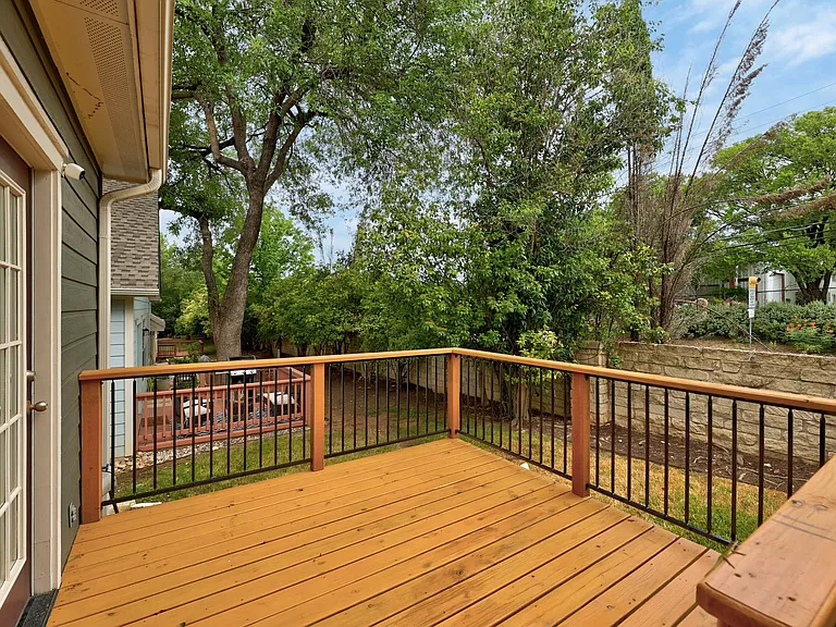 411 W Saint Elmo Rd #37 — Photo 26