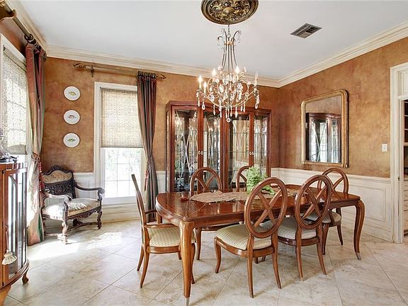 4th image of 18 Muirfield Pl