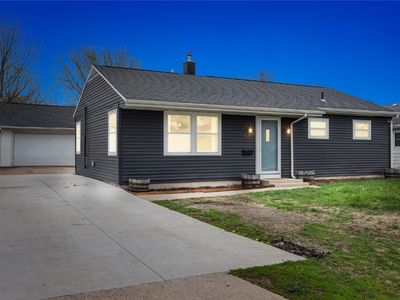1121 25th St, Marion, IA, 52302