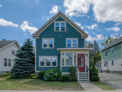 29 Field St, West Springfield, MA, 01089