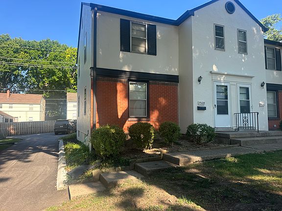 3rd image of 7528 Wyoming St