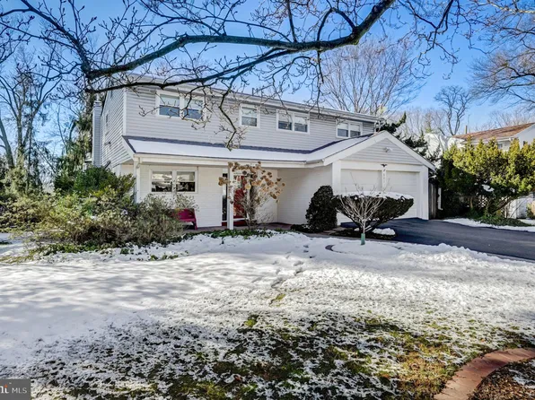 801 Preston Rd, Erdenheim, PA 19038