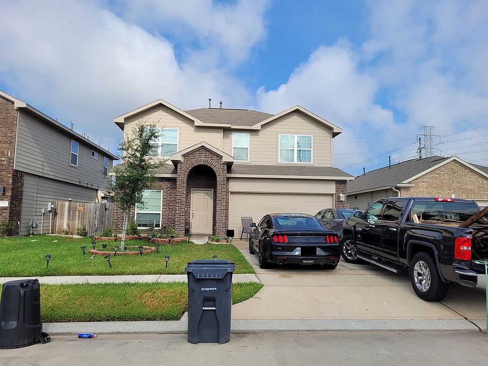 1st image of 1647 Sheffield Forest Ln