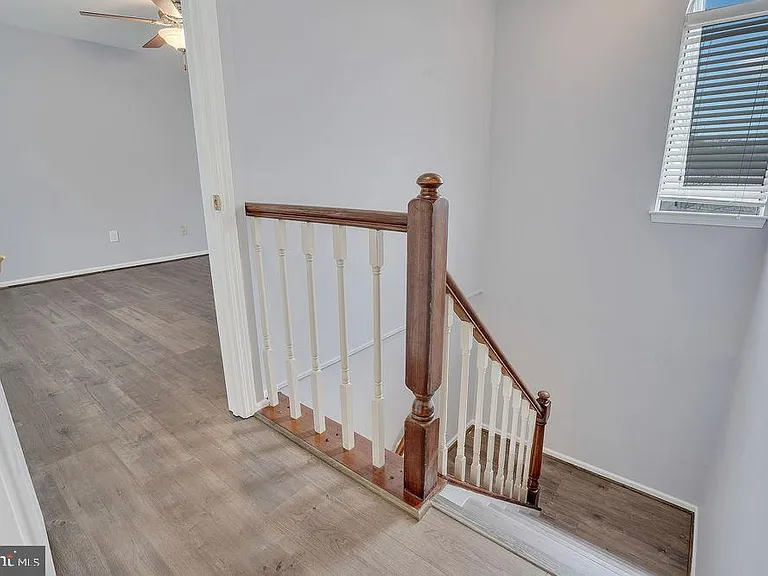 111 Park Pl — Photo 29