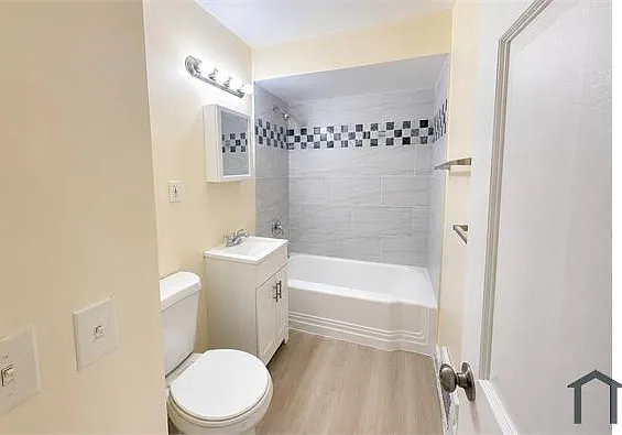 17513 Mapleboro Ave — Photo 3