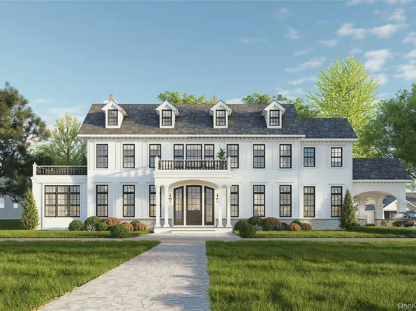 100 Awixa Avenue, Bay Shore, NY 11706