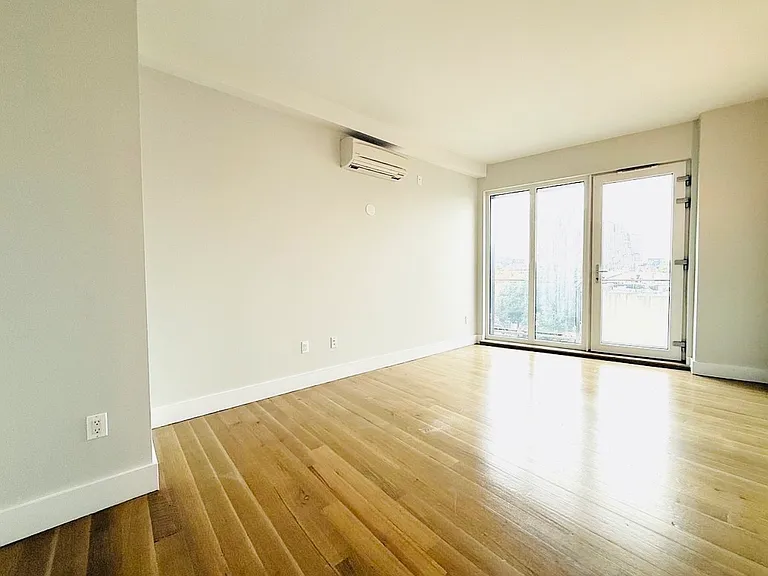 1251 Bedford Ave #5C — Photo 6