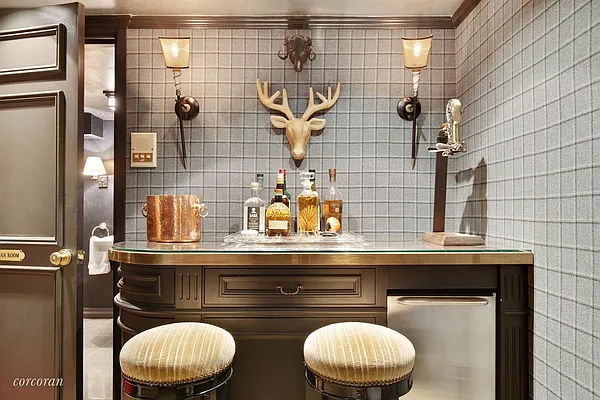 Sold by Corcoran | media 8