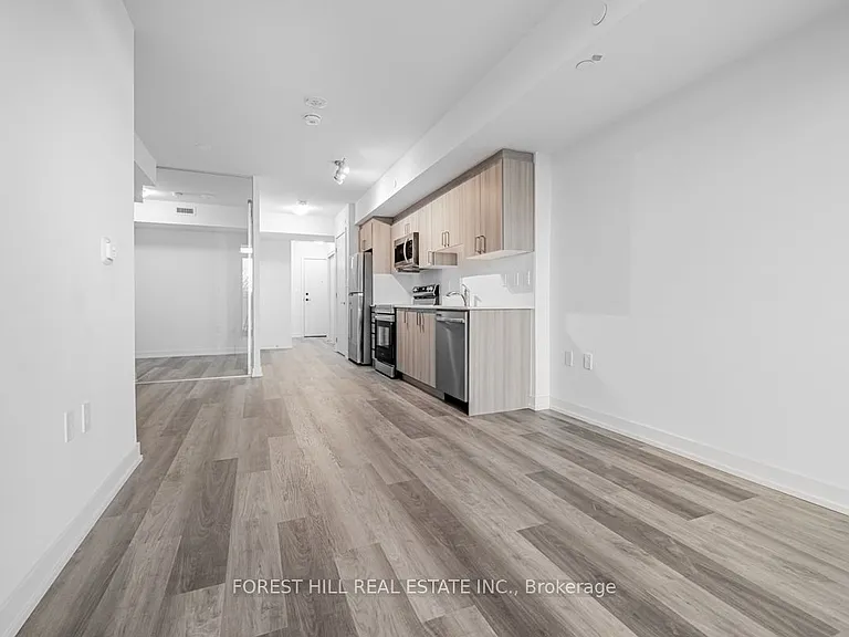 556 Marlee Ave #301 — Photo 16