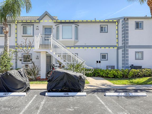 2nd image of 135 Ocean Park Ln #V10