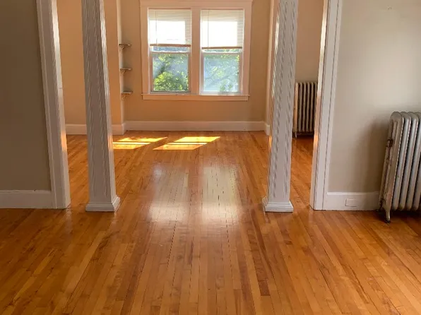 40 Abbott St APT 3L, Worcester, MA 01602