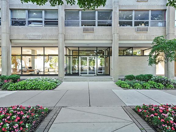 3rd image of 5530 S South Shore Dr #8A