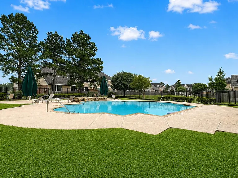 1618 Grable Cove Ln — Photo 32