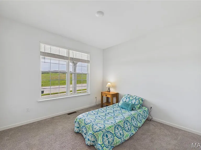 714 Alban Aly — Photo 12