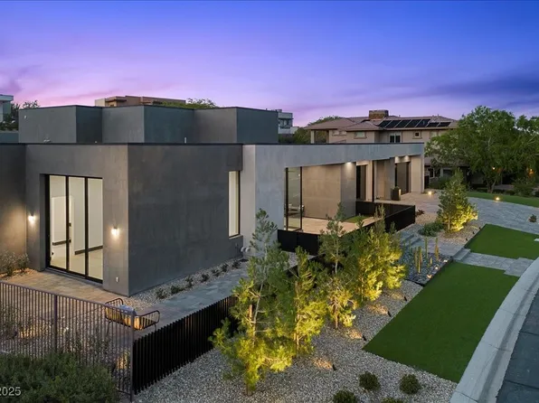 38 Skybird Ct, Las Vegas, NV 89135