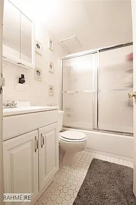 Rented by Rahme Real Estate, LLC | media 40