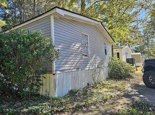 827 Fountain Cir, Stockbridge, GA 30281