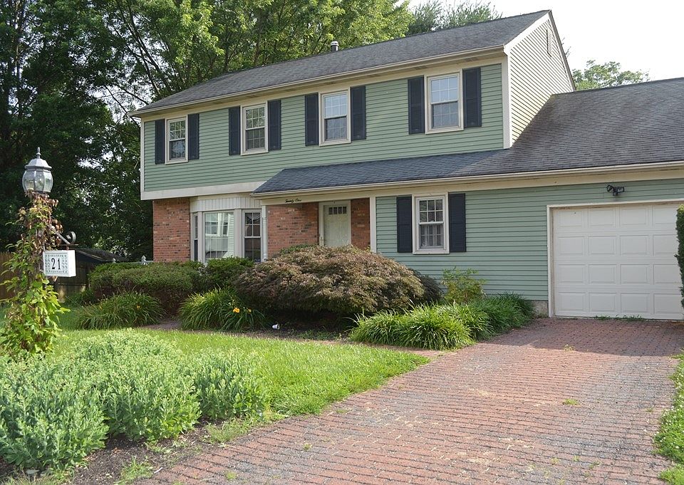 1st image of 21 Christina Ct