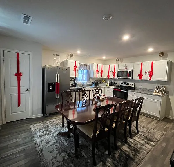 6375 Century Ln — Photo 2