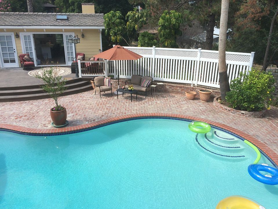 2nd image of 26825 Eastvale Rd