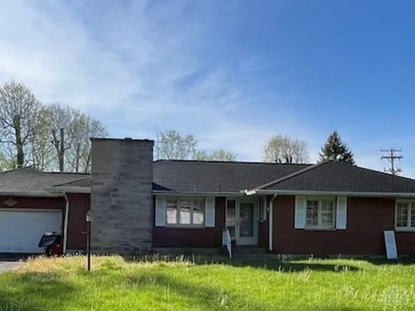 137 Woodland Dr, Eaton, OH 45320