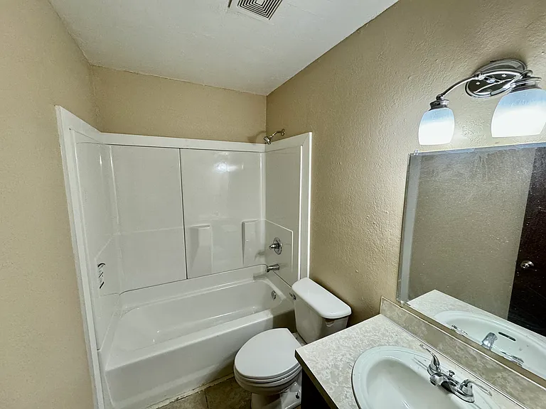 641 Green Country Dr — Photo 8