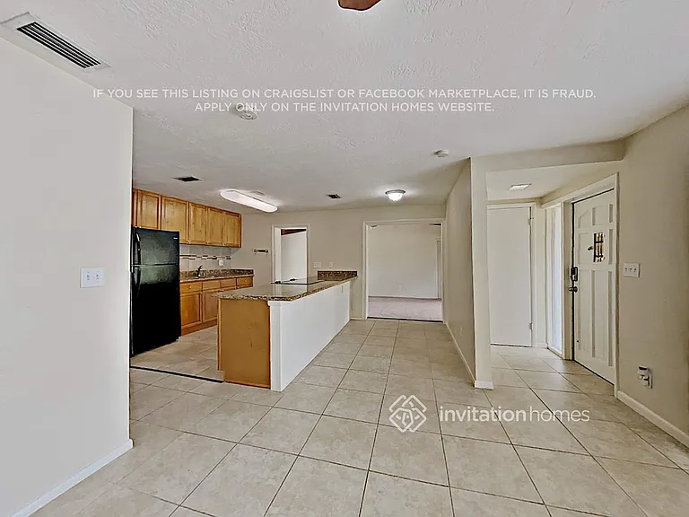 207 Redwood Ave — Photo 6