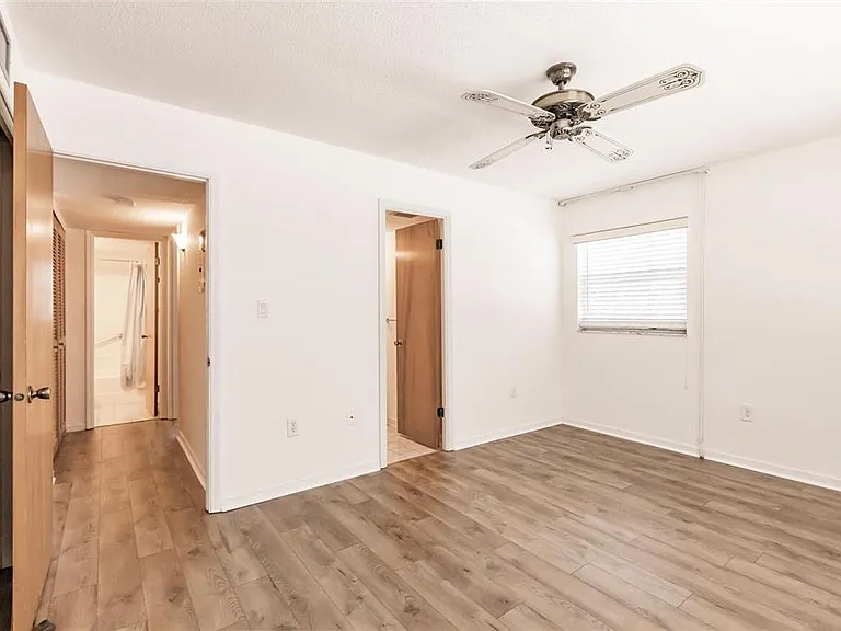 4158 Tamiami Trl #S6 — Photo 14