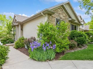 712 Foster Rd, Iowa City, IA 52245