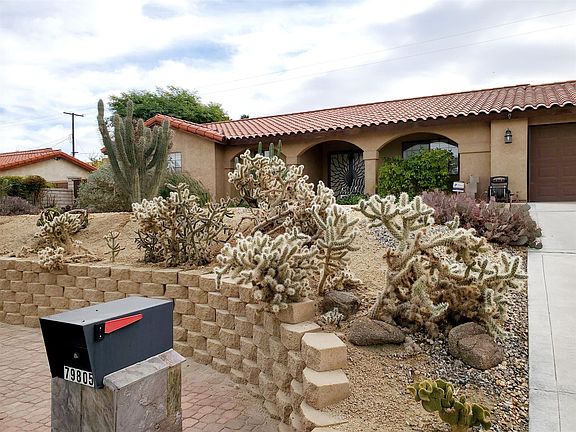 3rd image of 79805 Camelback Dr
