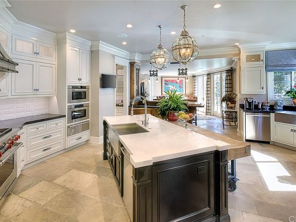 5th image of 23111 Maravilla Ln