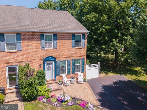 118 Abbey Ln, Telford, PA 18969
