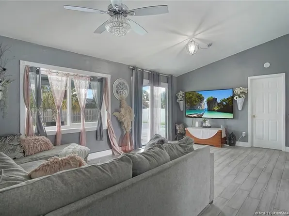 1631 SW La Gorce Ave, Port Saint Lucie, FL 34953