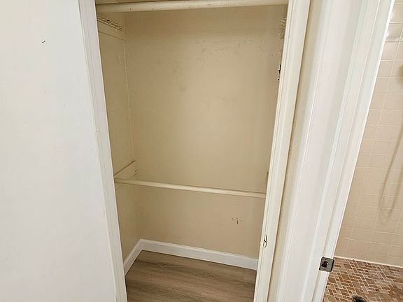 5th image of 3605 Stephen M White Dr APT 7