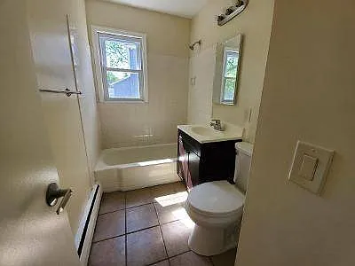 590 Maple Ave #1 — Photo 7