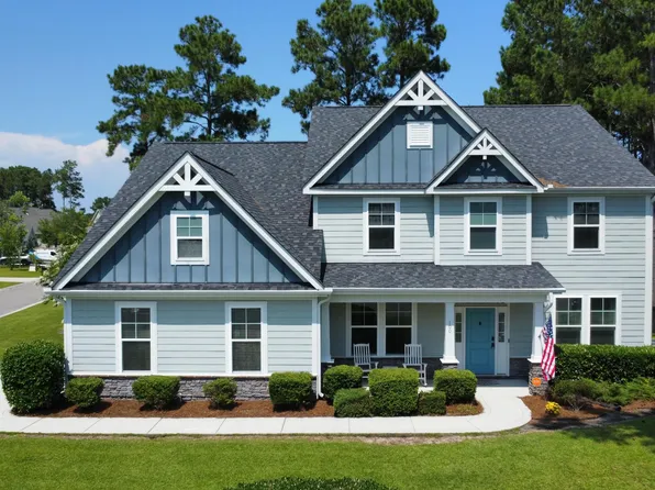 100 E Goldeneye Court, Sneads Ferry, NC 28460