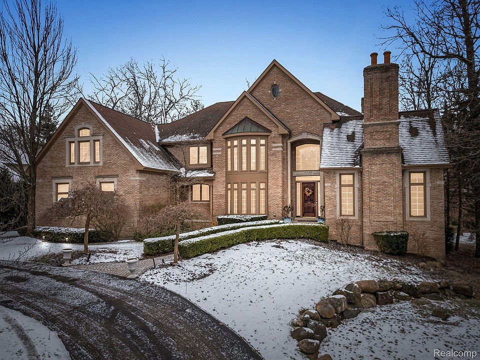 1st image of 2448 Heronwood Dr