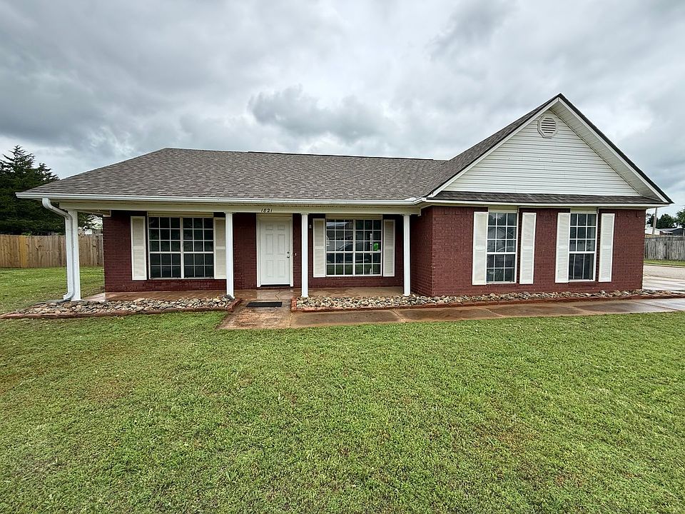 1st image of 1821 Palomino Dr