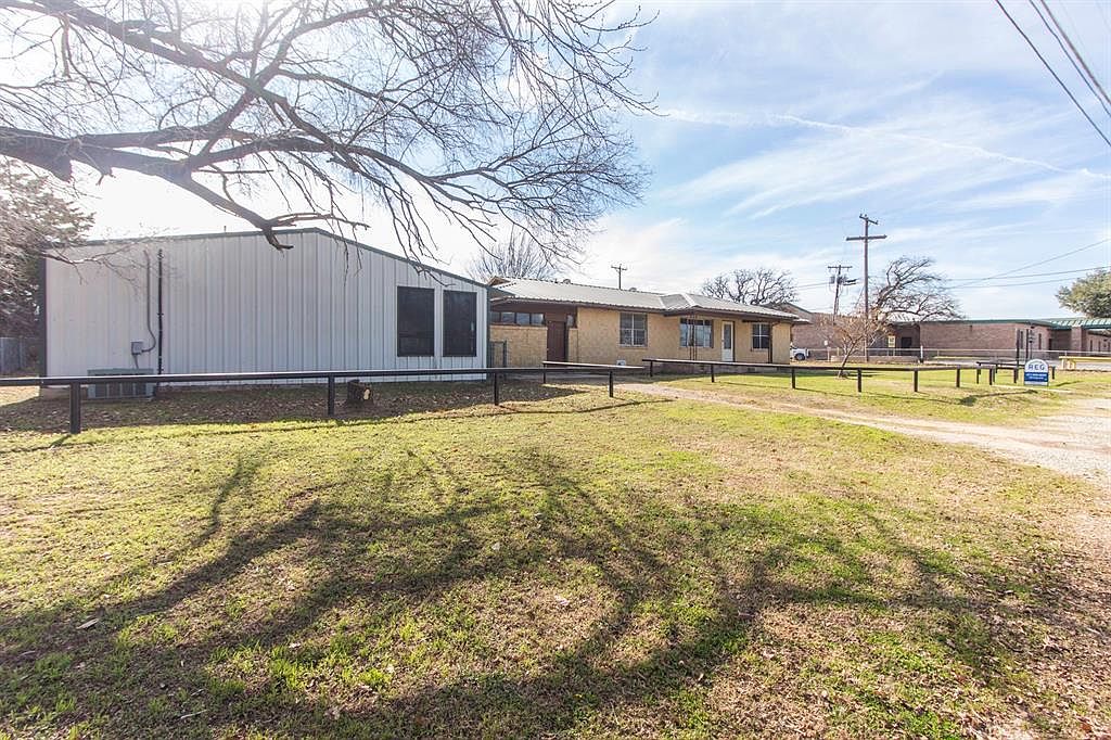 516 Knox Ave, Boyd, TX 76023 Zillow