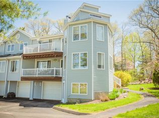 10 Quarry Dock Rd #10, Branford, CT 06405
