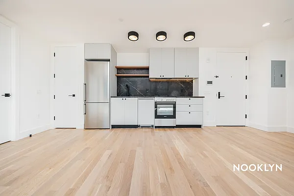Rented by Nooklyn NYC LLC | media 88
