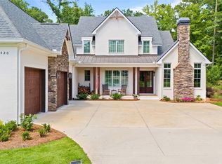 1420 Falls Crest Dr, Auburn, AL 36830