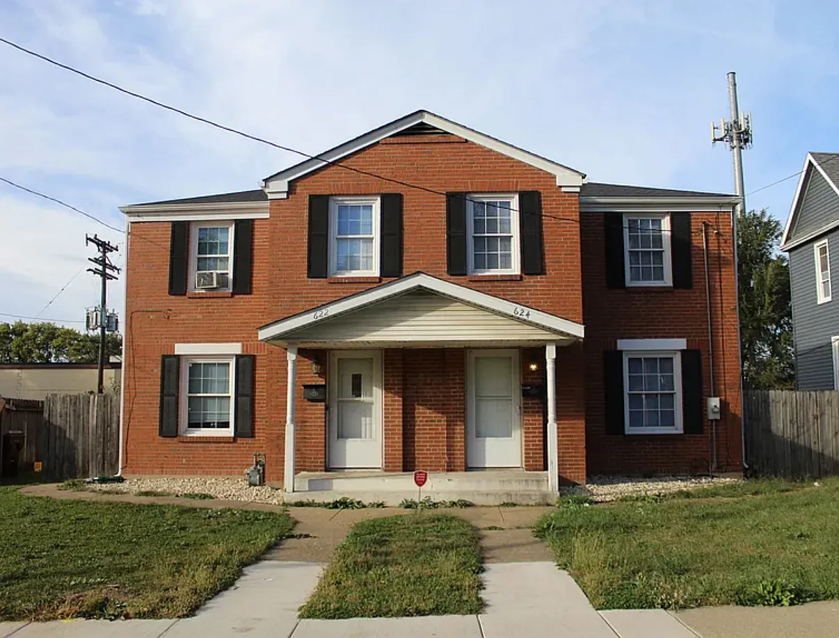 4 bed, 2120 sqft, $1,700 — Photo 1